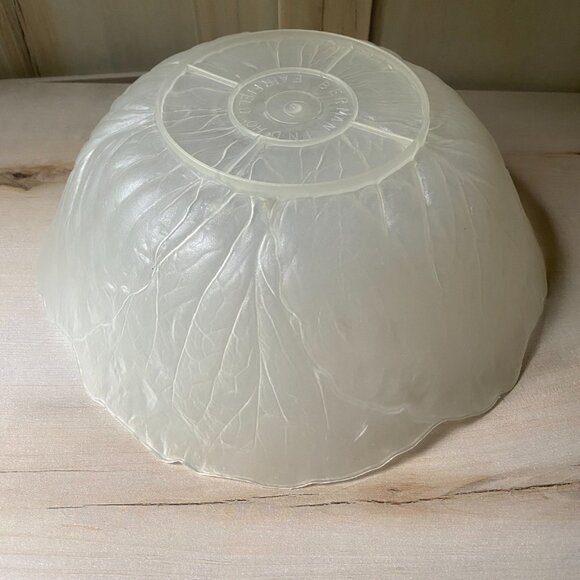 VTG Berman Industries frosted plastic lettuce / cabbage leaf salad serving bowl - Picture 6 of 8